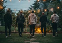 “The Cousin Walk”: How Green Wednesday Became the High-Holiday Before Thanksgiving